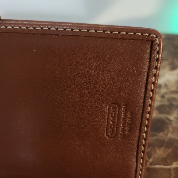 Coach Brown Leather Wallet NWT - Picture 9 of 11
